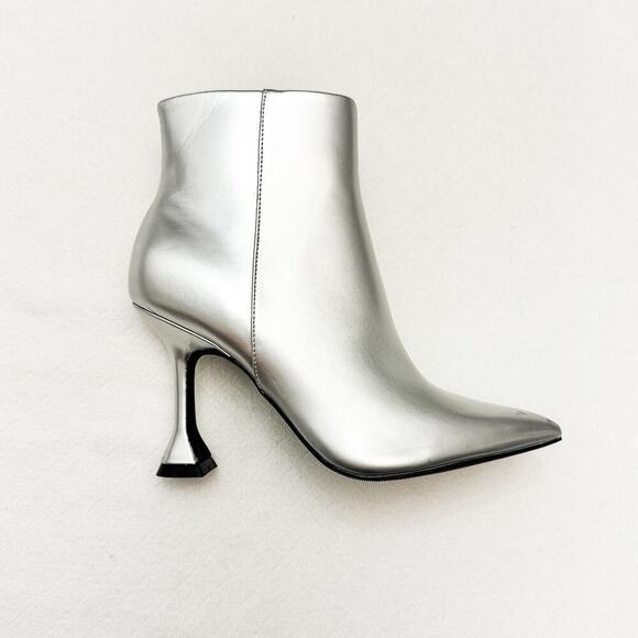 Oped Edit Blythe Silver Metallic Pointy Toe Heeled Boot Bootie Size 7 NWOT - Picture 2 of 6